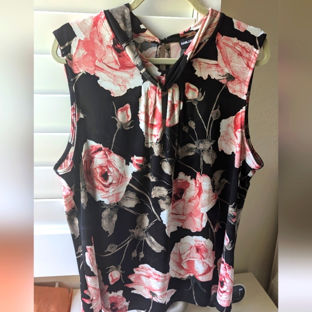 🩷KARL LAGERFELD PARIS BEAUTIFUL SLEEVELESS STRETCH BLOUSE
